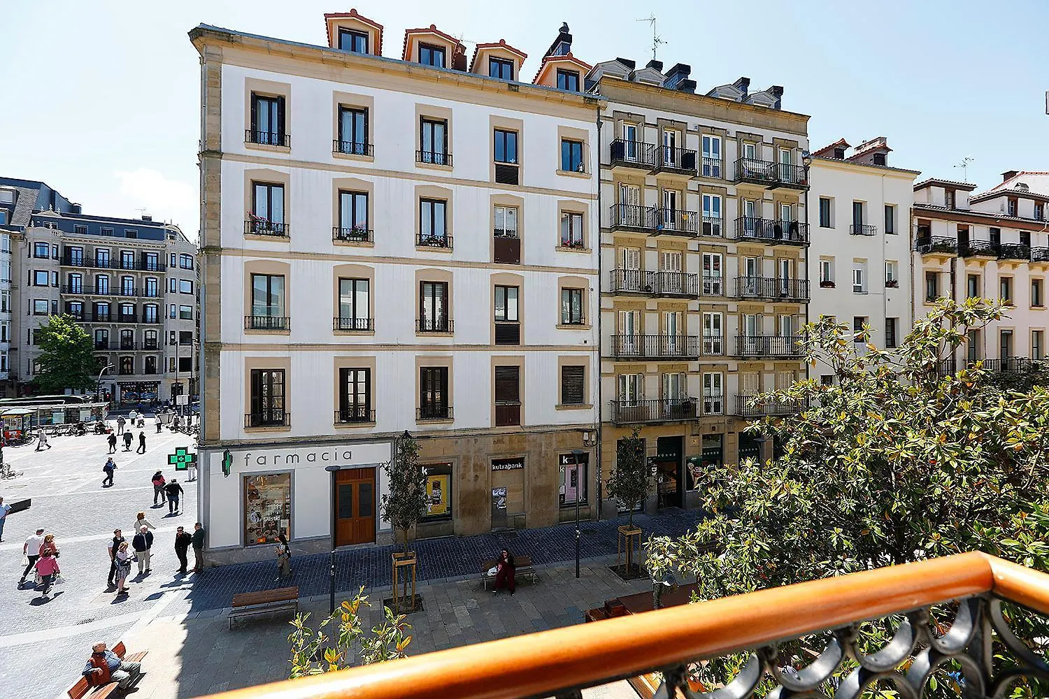 Pensión Balerdi San Sebastián 2*,